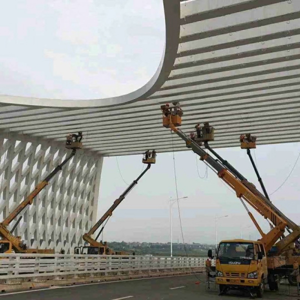 路灯车